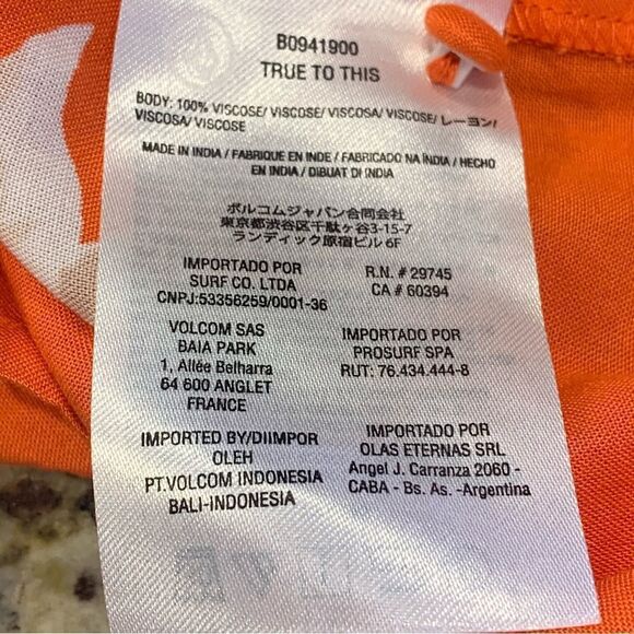 Volcom I Stay You Go Shorts Size Small - Picture 9 of 11